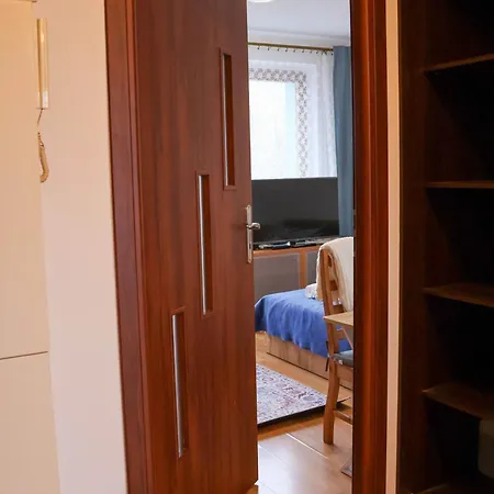 Prywatne Mieszkanie - Sobieskiego 6 *